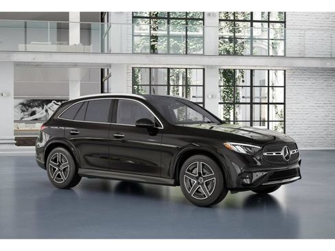New 2026 Mercedes-Benz GLC 300 image 12