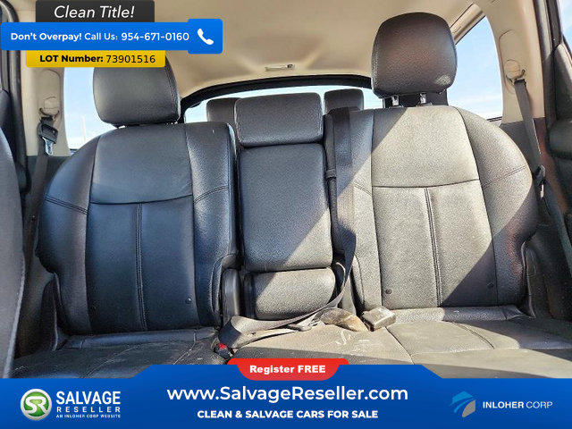Used 2015 Nissan Pathfinder SV FWD image 13