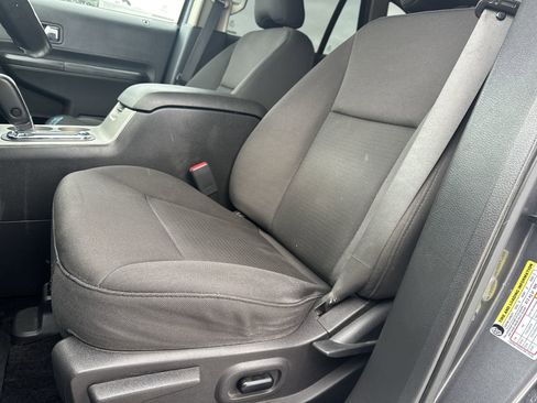 Used 2010 Ford Edge SEL image 17