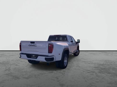 New 2026 GMC Sierra 3500 Denali Ultimate AWD/4WD image 8