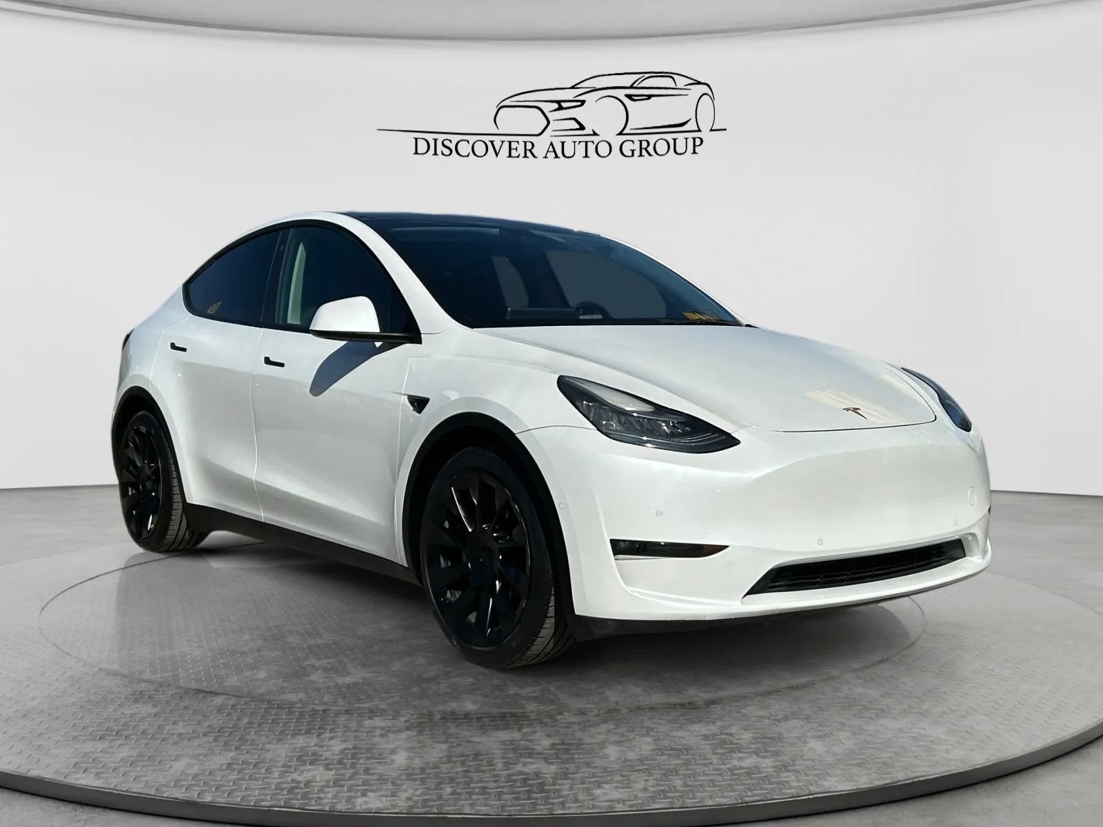 Used 2021 Tesla Model Y Long Range AWD/4WD image 3
