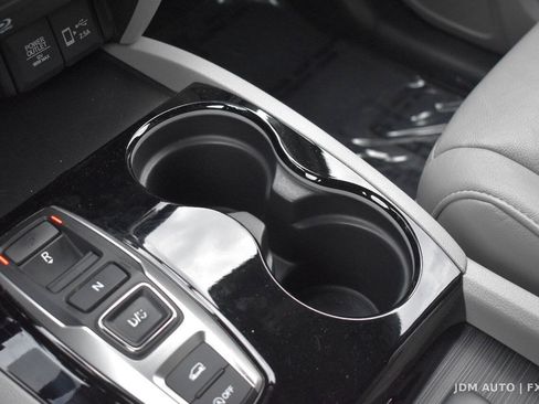 Used 2019 Honda Pilot Touring image 32