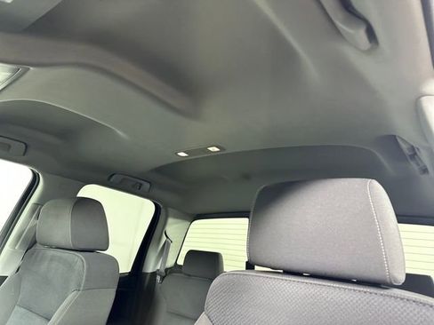 Used 2017 Chevrolet Silverado 1500 LT w/ Midnight Edition image 12