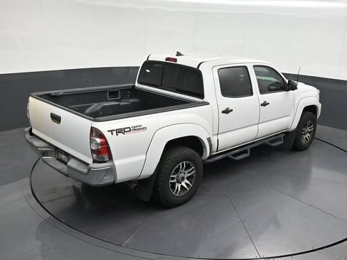 Used 2012 Toyota Tacoma PreRunner w/ SR5 Pkg RWD image 19