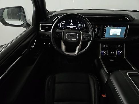 Used 2023 GMC Yukon XL Denali w/ Denali Reserve Package AWD/4WD image 15