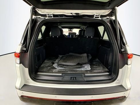 Used 2023 Lincoln Navigator L Black Label image 28