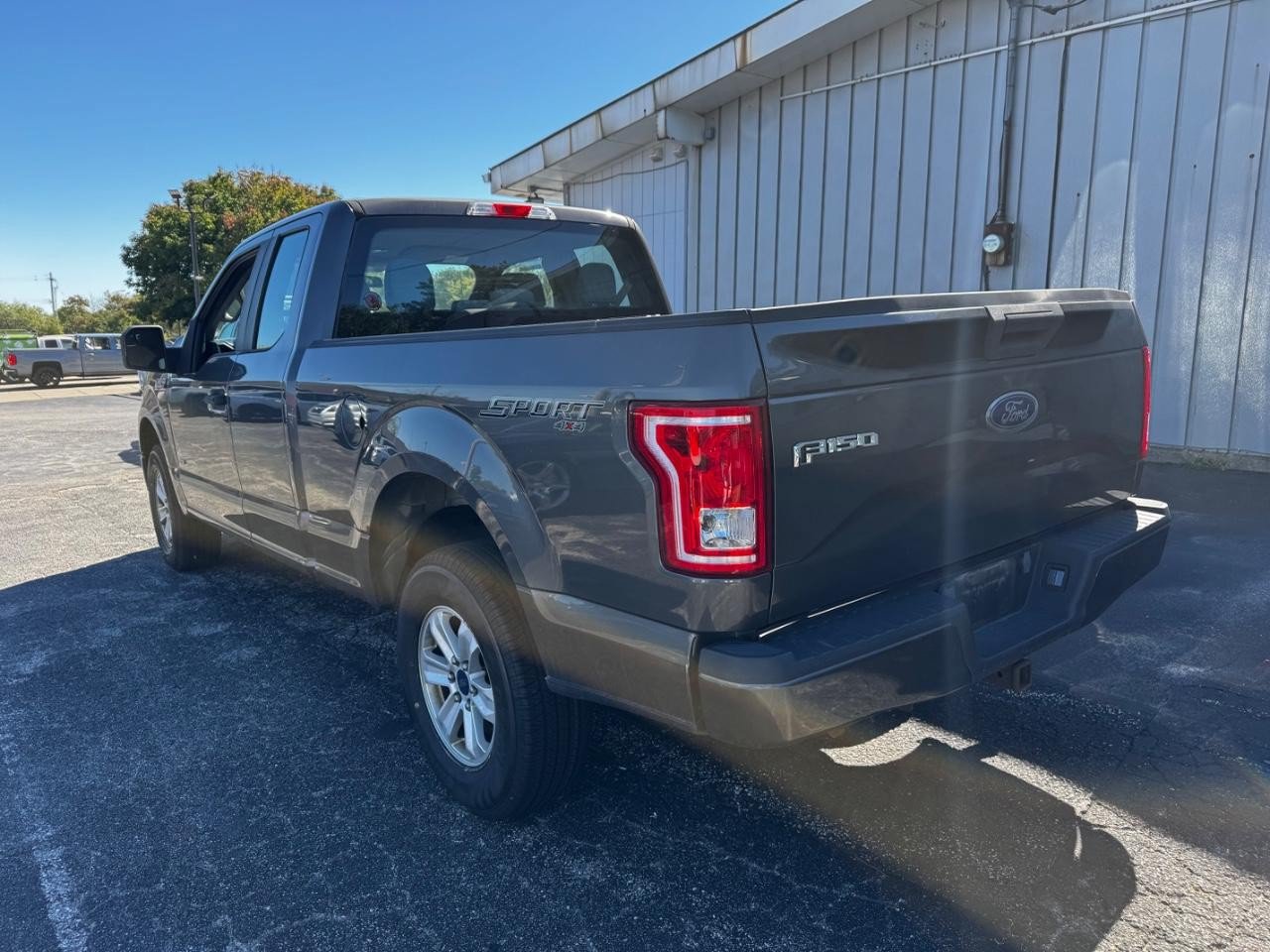 Used 2015 Ford F150 XL w/ Equipment Group 101A Mid AWD/4WD image 3