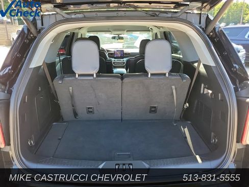 Used 2022 Ford Explorer XLT w/ Equipment Group 202A AWD/4WD image 28