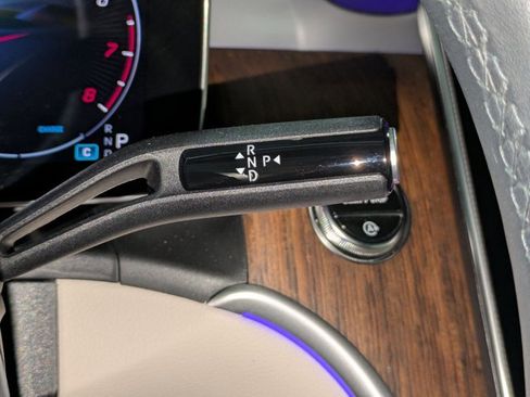 Certified 2025 Mercedes-Benz GLC 300 image 15