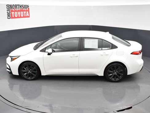Used 2023 Toyota Corolla SE FWD image 18