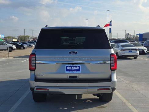 Used 2024 Ford Expedition Limited image 5