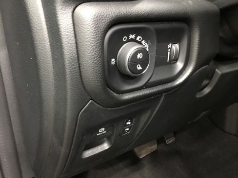 Used 2023 RAM 1500 Big Horn AWD/4WD image 9