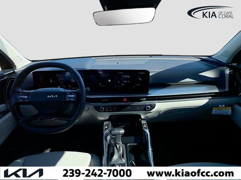 New 2026 Kia Sorento EX FWD image 16
