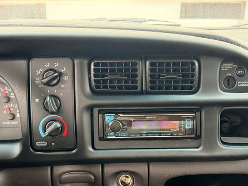 Used 2001 Dodge Ram 1500 Truck 4x4 Quad Cab image 17