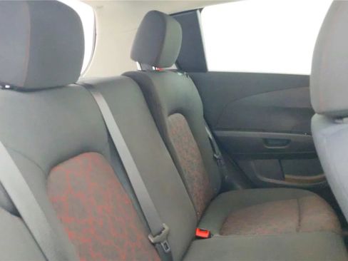 Used 2017 Chevrolet Sonic LT w/ Convenience Package FWD image 28