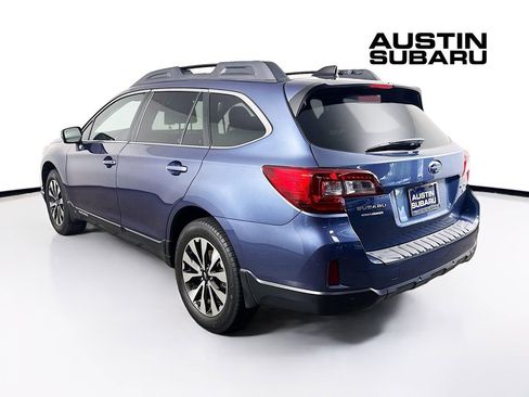 Used 2017 Subaru Outback 3.6R Limited AWD/4WD image 5