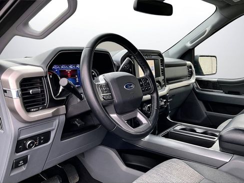 Used 2021 Ford F150 XLT w/ Equipment Group 301A Mid image 19