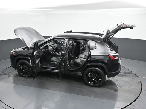 New 2025 Jeep Compass Latitude w/ Sun & Sound Group image 56