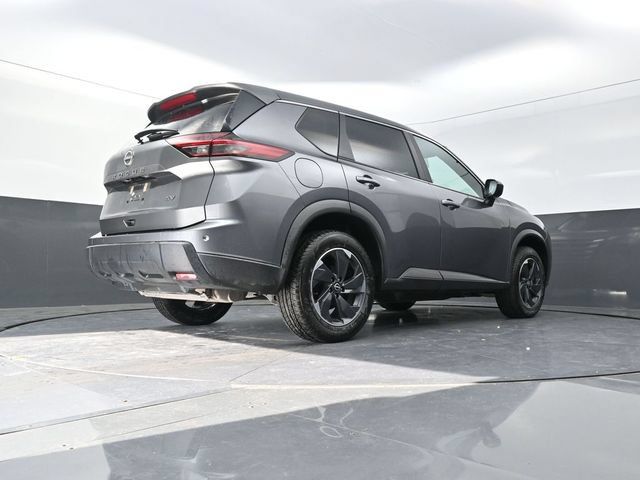 Used 2024 Nissan Rogue SV FWD image 37