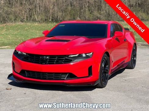 Used 2021 Chevrolet Camaro LT image 3