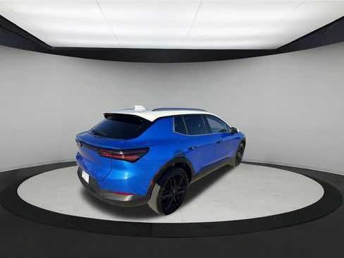 New 2026 Chevrolet Equinox EV LT image 7