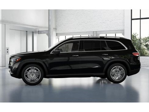 New 2026 Mercedes-Benz GLS 450 4MATIC image 34