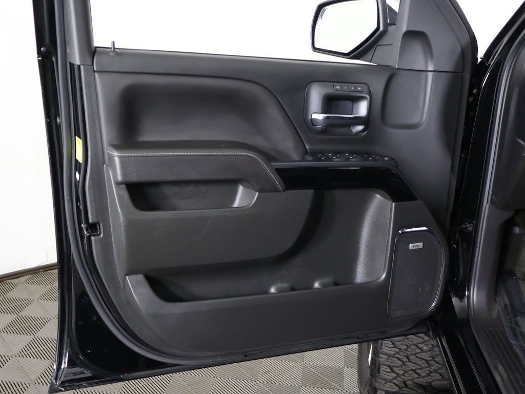 Used 2018 GMC Sierra 1500 SLT AWD/4WD image 25