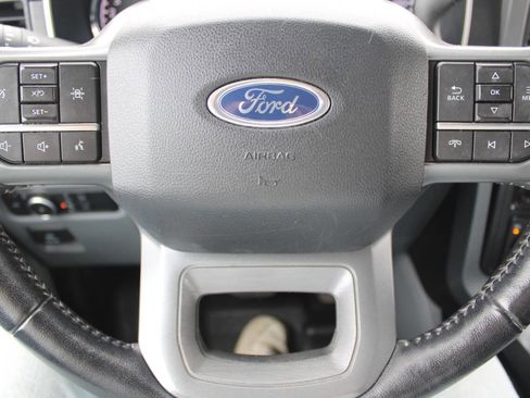 Used 2022 Ford F150 XLT w/ Equipment Group 302A High image 13