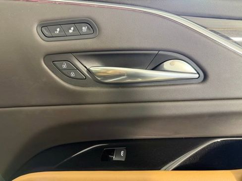 Used 2021 Cadillac Escalade Sport w/ Driver Assist Tech Package image 31