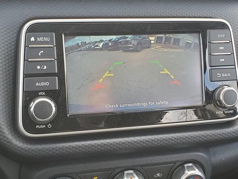 Certified 2025 Nissan Kicks Play S image 28