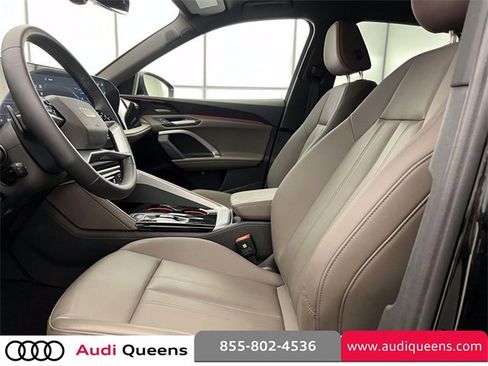 Used 2025 Audi Q5 Premium Plus w/ Premium Plus image 18