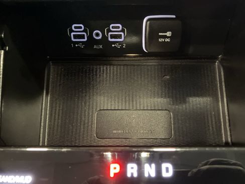 Used 2023 Jeep Grand Cherokee Limited w/ Luxury Tech Group II image 18