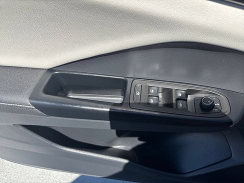 Used 2026 Volkswagen Taos S FWD image 18