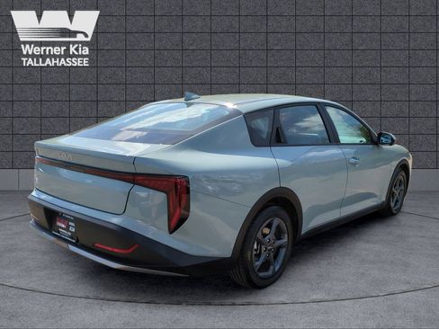 Certified 2025 Kia K4 LXS image 5