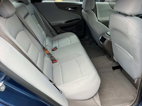 Used 2020 Chevrolet Malibu LT FWD image 21
