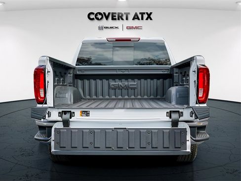 New 2026 GMC Sierra 1500 SLT image 30