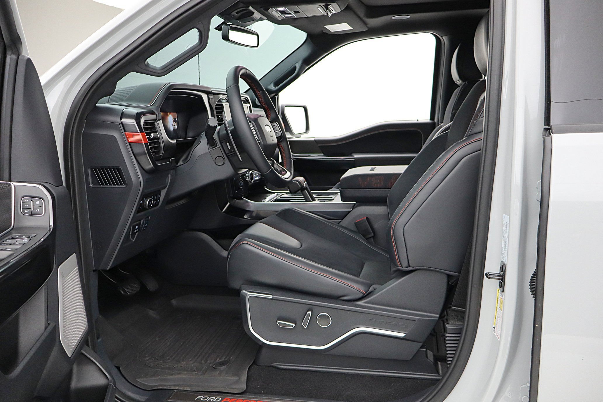 Used 2026 Ford F150 Raptor w/ Equipment Group 803A Raptor R AWD/4WD image 37