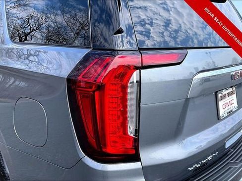 Used 2021 GMC Yukon Denali w/ Denali Premium Package AWD/4WD image 34
