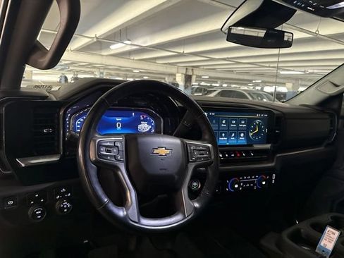 Used 2024 Chevrolet Silverado 2500 LT AWD/4WD image 6
