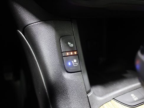 Used 2019 GMC Acadia Denali FWD image 20