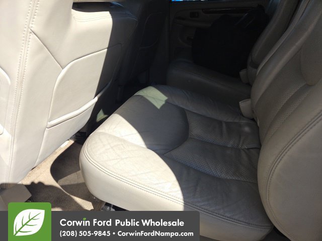 Used 2003 Cadillac Escalade ESV AWD image 10