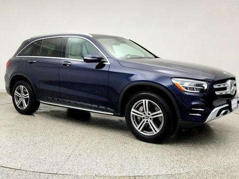 Used 2022 Mercedes-Benz GLC 300 4MATIC image 3