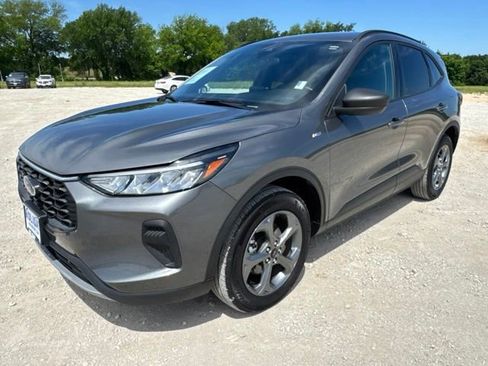 Used 2025 Ford Escape ST-Line AWD/4WD image 1