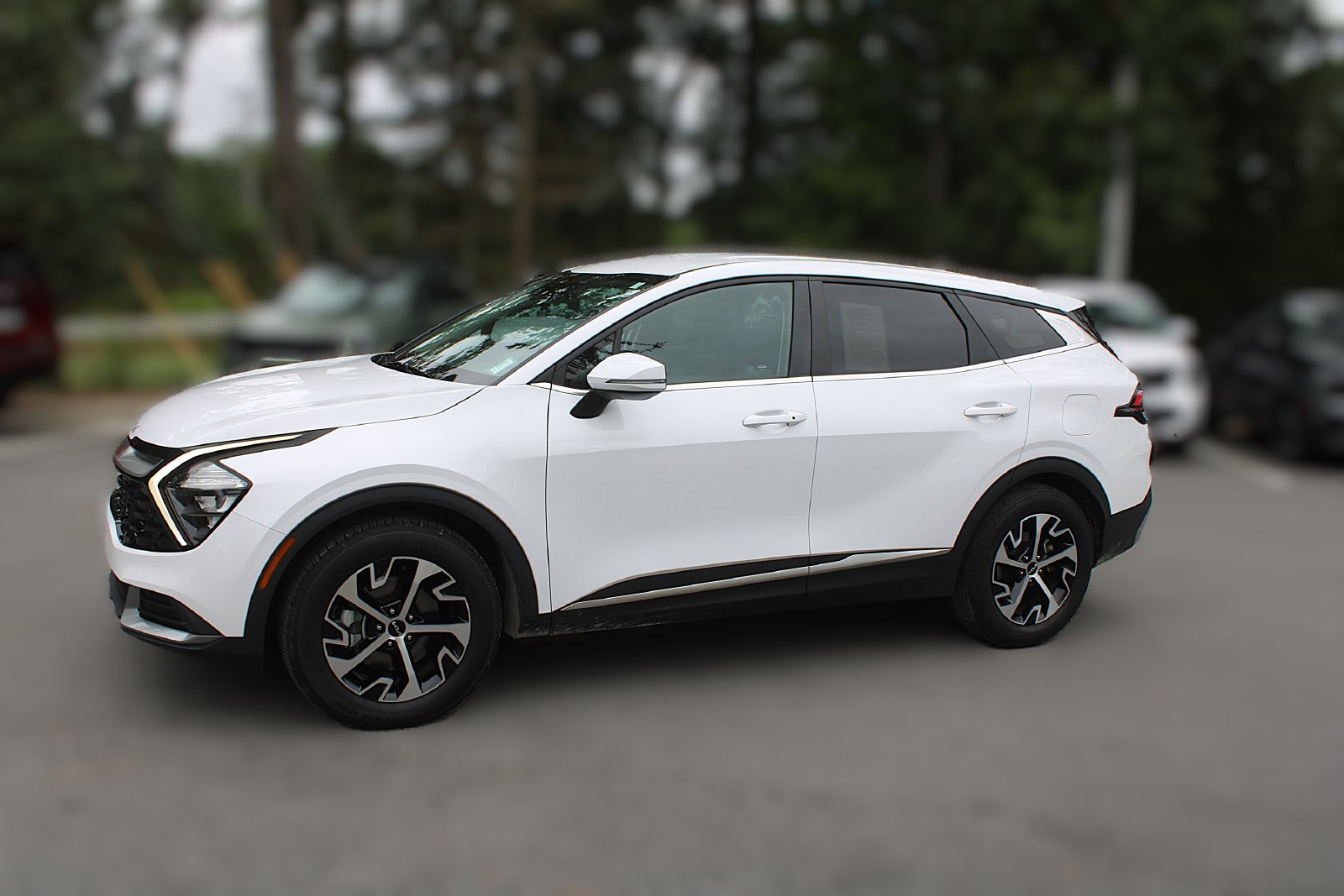 Certified 2023 Kia Sportage EX FWD image 4
