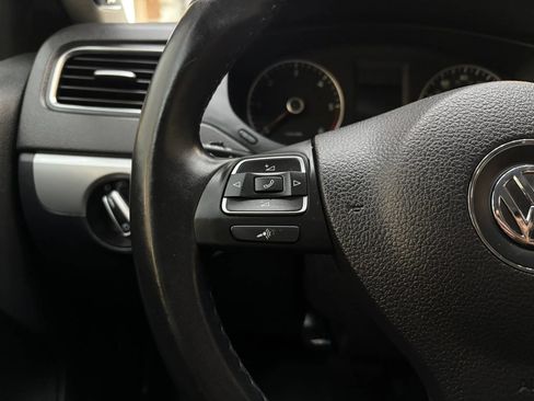 Used 2012 Volkswagen Jetta TDI FWD image 16