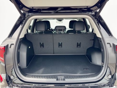 Certified 2026 GMC Terrain Denali w/ LPO, Floor Liner Package AWD/4WD image 28