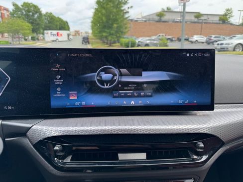 Used 2025 BMW i4 xDrive40i w/ Premium Package AWD/4WD image 18