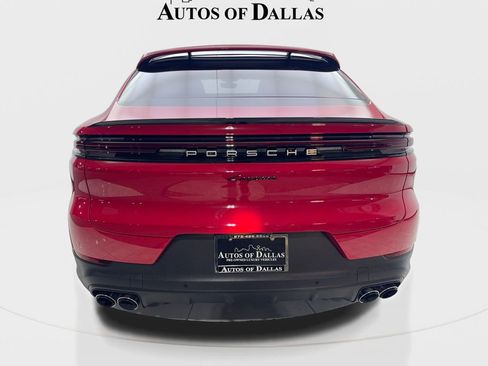 Used 2026 Porsche Cayenne Coupe image 7