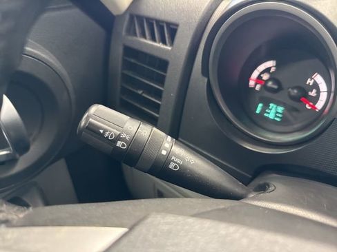 Used 2007 Dodge Nitro SLT w/ Trailer Tow Group image 33