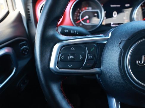 Used 2021 Jeep Gladiator Rubicon AWD/4WD image 25